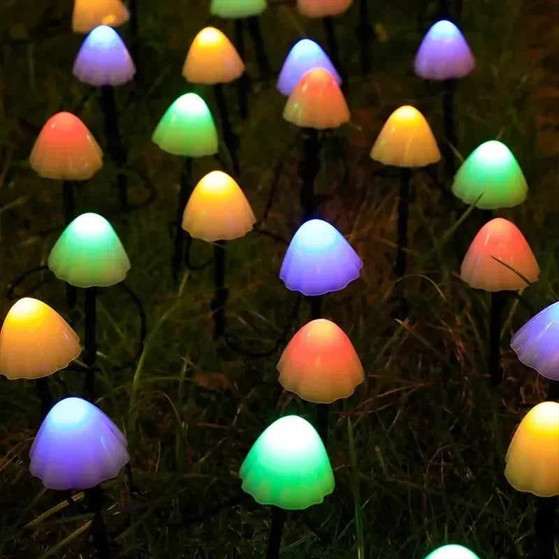 10 LEDS Solar Mushroom Lights Outdoor Waterproof Decorative Street Lights for Lawn Garden Patio Christmas Holiday Decoration