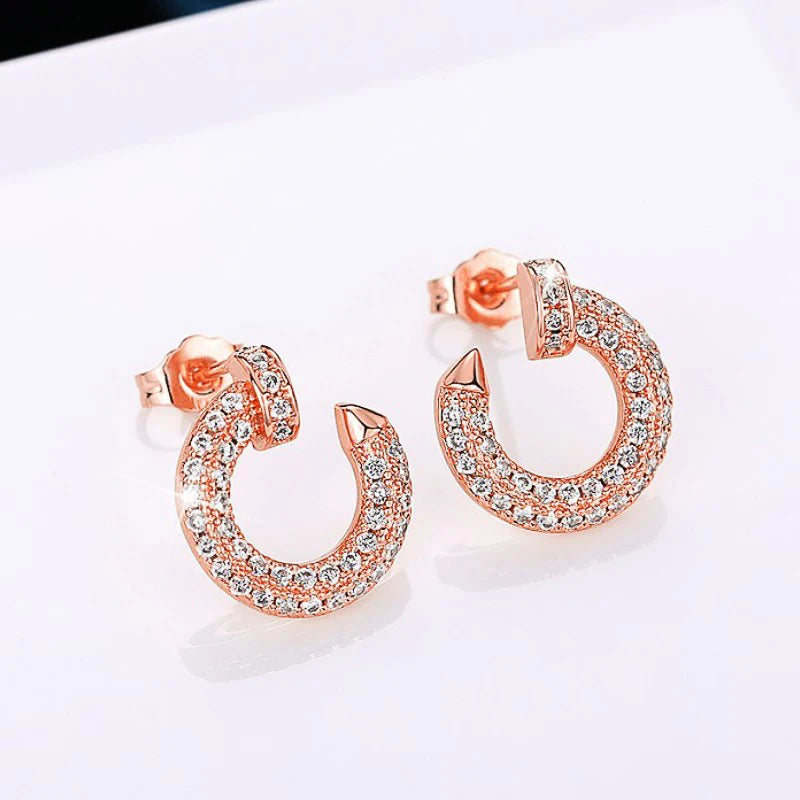 Huitan Modern Women Stud Earrings Hot Sale Sparkling CZ Circle Earrings Piecing Exquisite Accessories for Female Fashion Jewelry