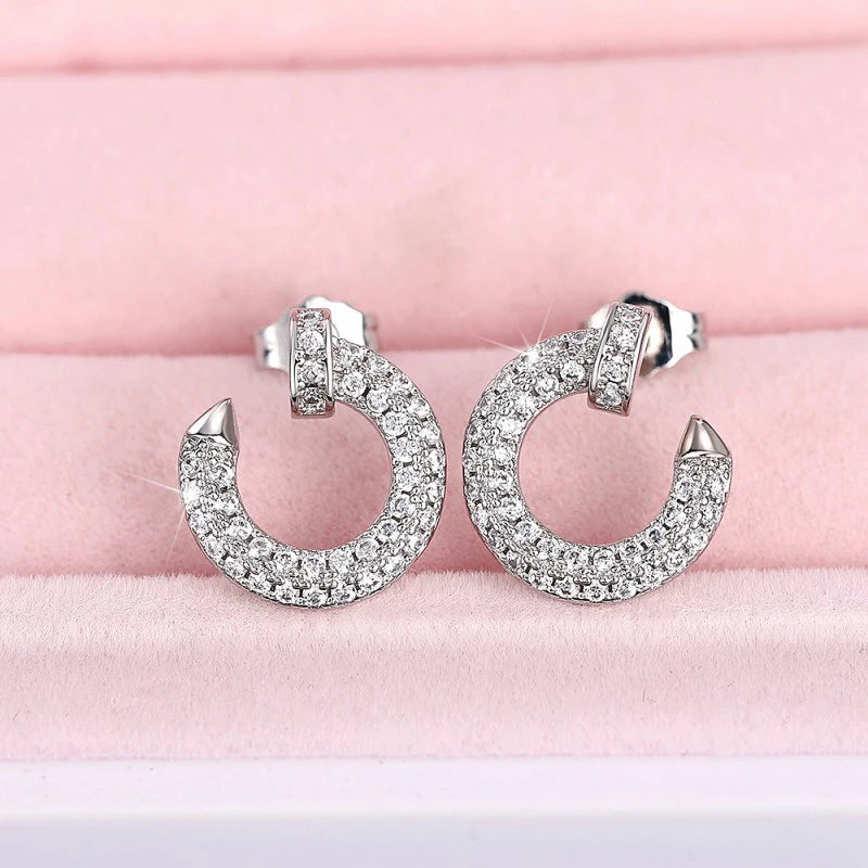 Huitan Modern Women Stud Earrings Hot Sale Sparkling CZ Circle Earrings Piecing Exquisite Accessories for Female Fashion Jewelry
