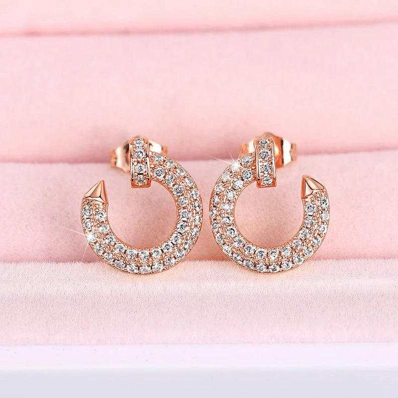 Huitan Modern Women Stud Earrings Hot Sale Sparkling CZ Circle Earrings Piecing Exquisite Accessories for Female Fashion Jewelry