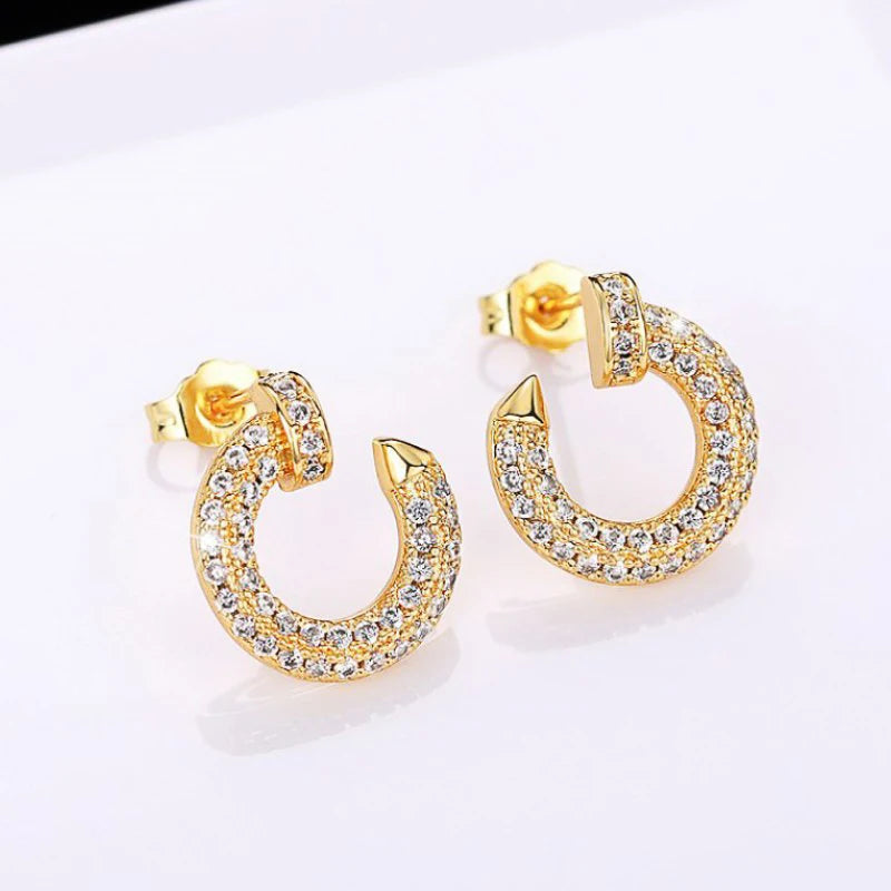 Huitan Modern Women Stud Earrings Hot Sale Sparkling CZ Circle Earrings Piecing Exquisite Accessories for Female Fashion Jewelry